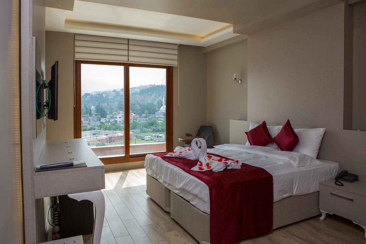 Akcali Hotel Iskenderun Luaran gambar
